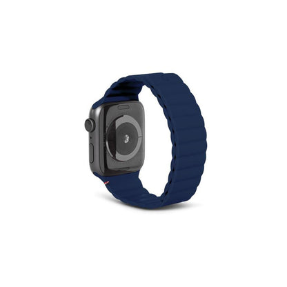 Decoded Silicone Magnetic Traction Strap for Apple Watch 42/44/45/46/49mm S1-11/SE/Ultra
